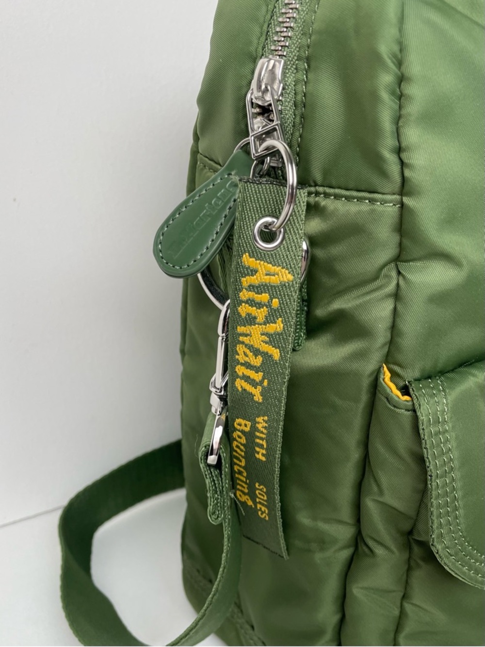 Dr. Martens Olive Green Nylon Messenger Bomber Jacket Utility Flight Bag - Picture 9 of 16
